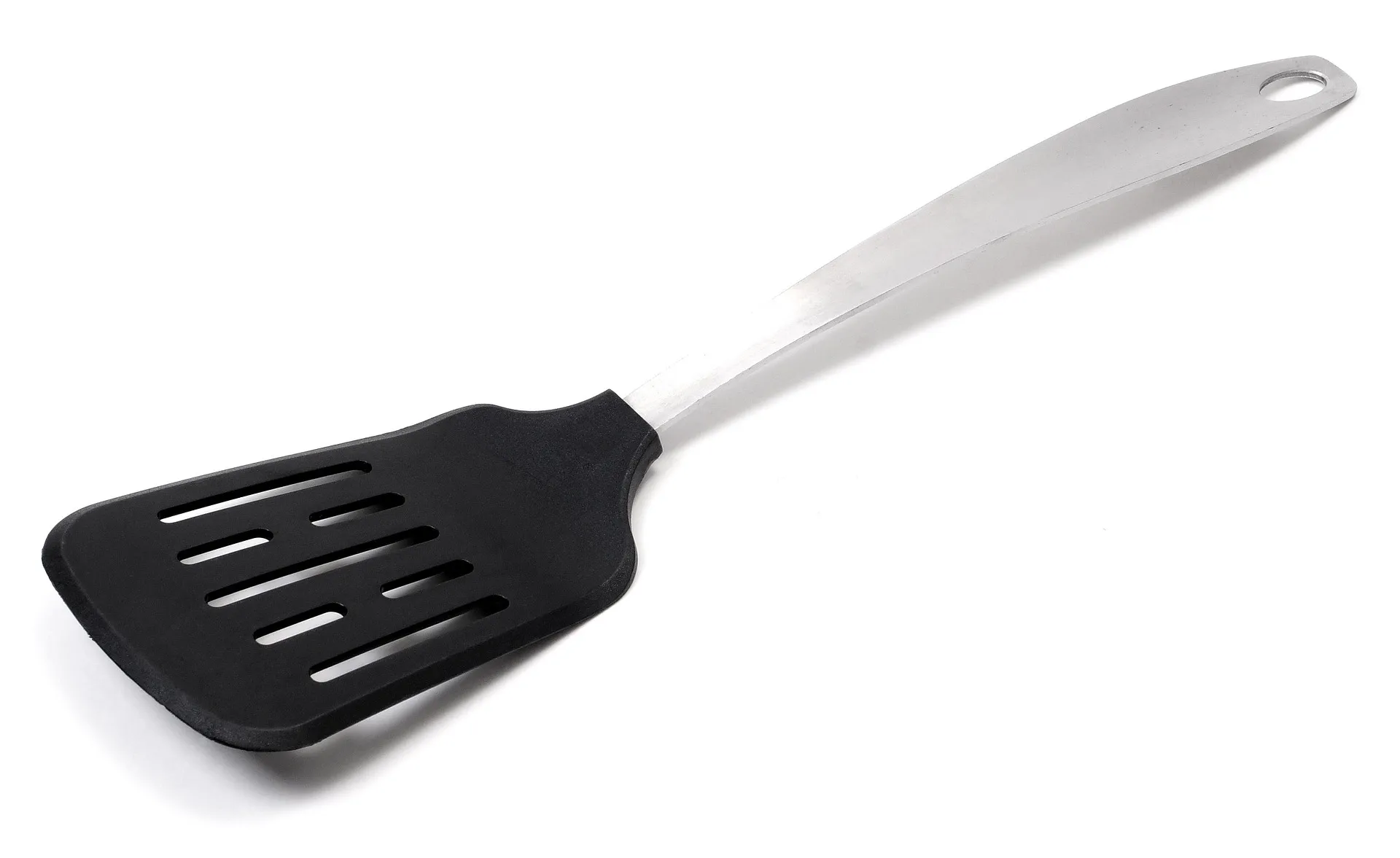 Spatula-as-reference-to-1ft.webp